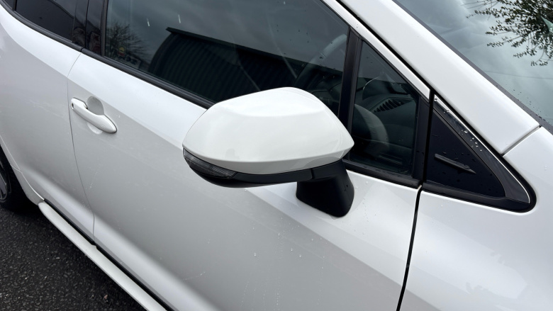 Toyota Corolla 1.8 VVT-i Hybrid Excel 5dr CVT Hybrid Hatchback